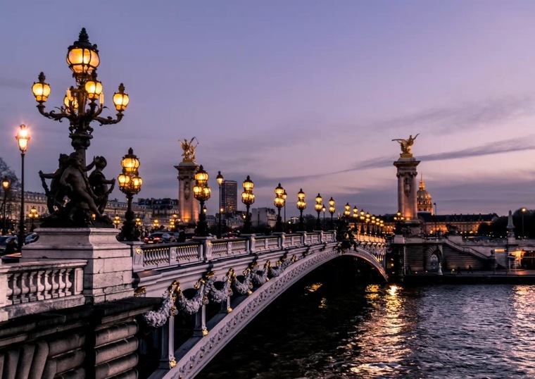 XL Top Paris 🇫🇷 cover image