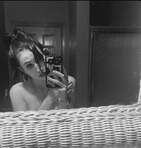 Lili Bloom cover image