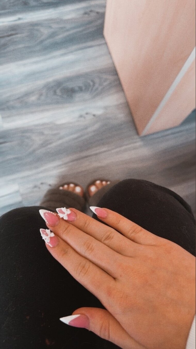 Pretty Feet Luna 🎀 cover image