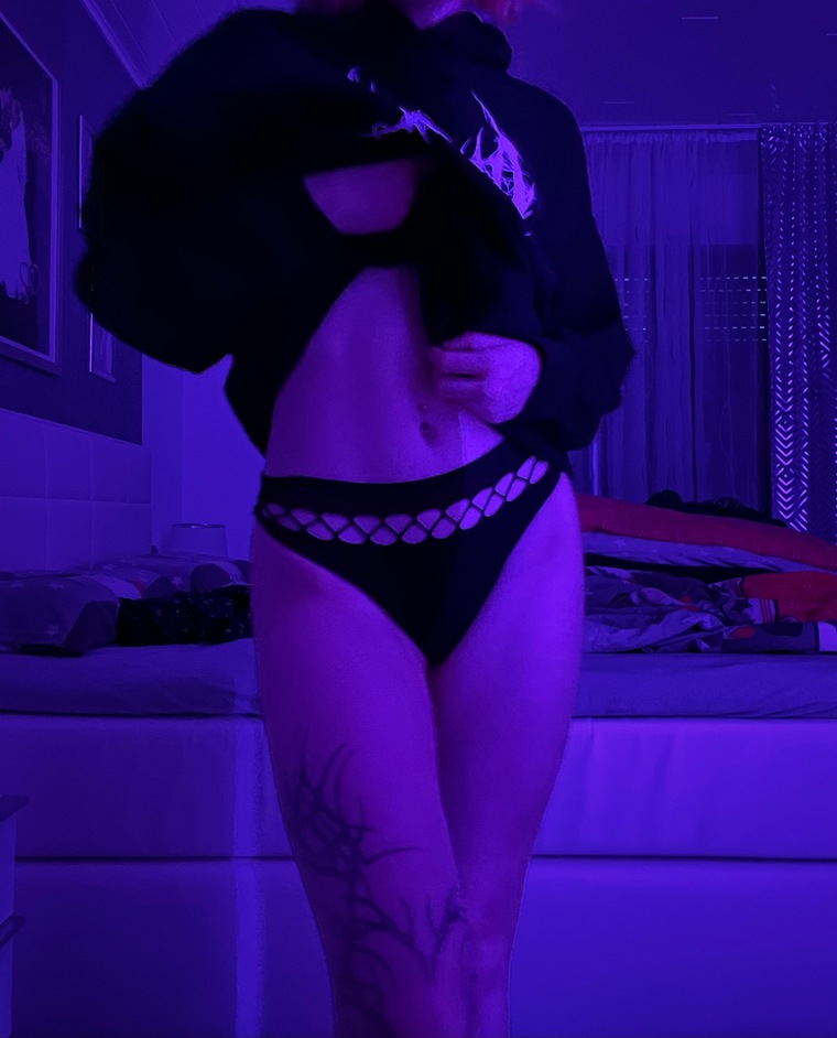 Linda ♡ cover image