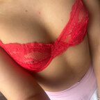 pierced petite🍒 avatar