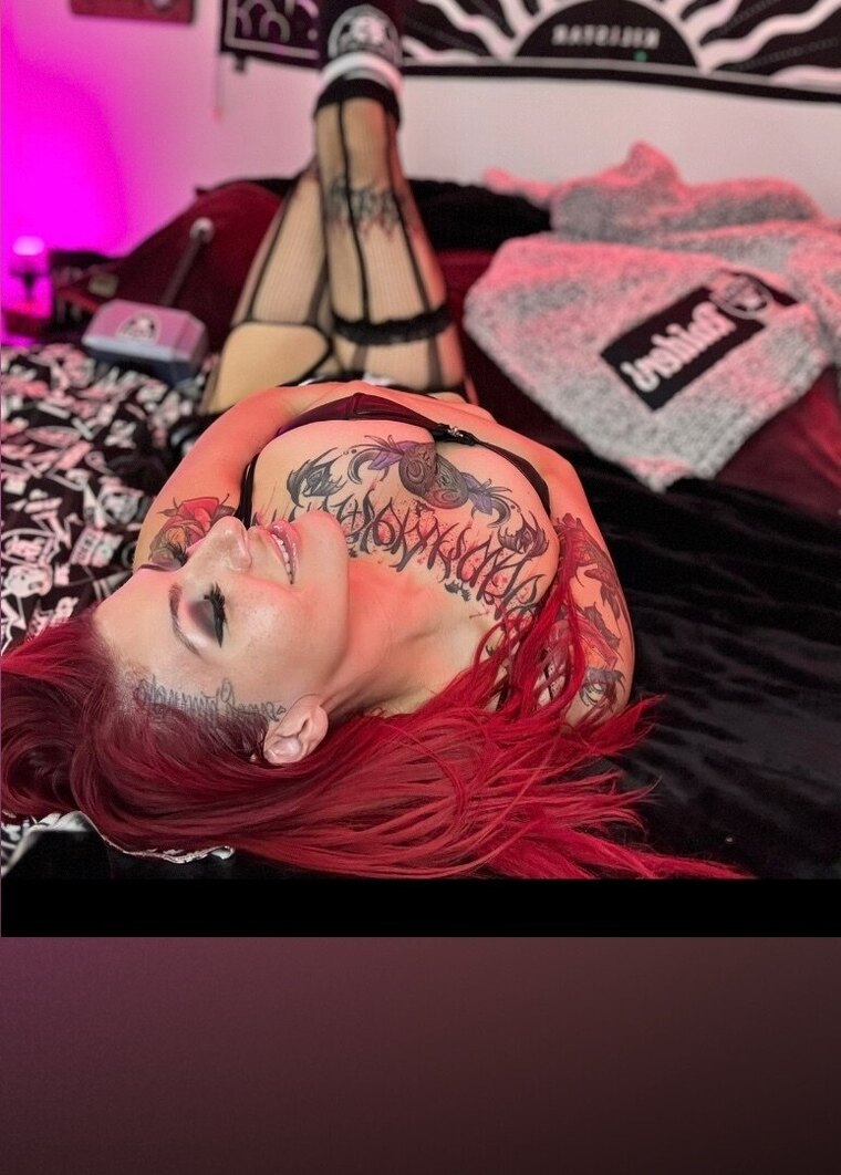 Sabrinaπ€β€οΈ cover image