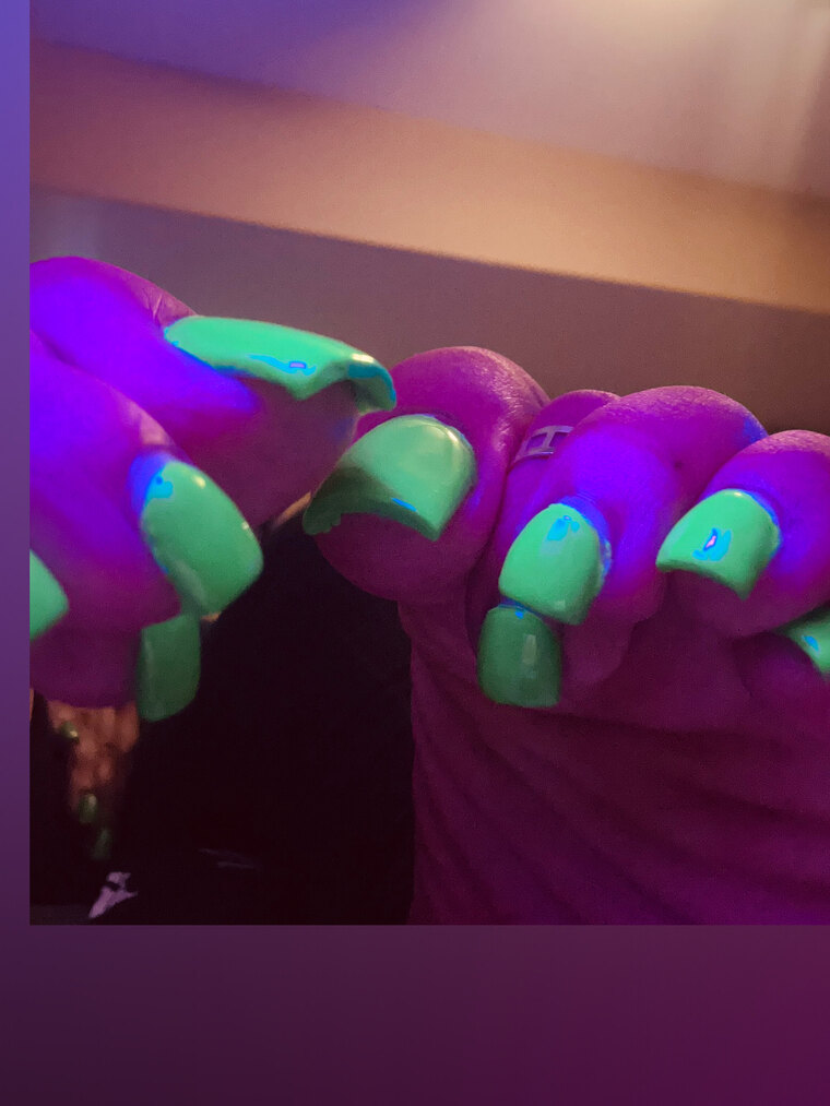 Sugga ♓️🦶💦💜 cover image