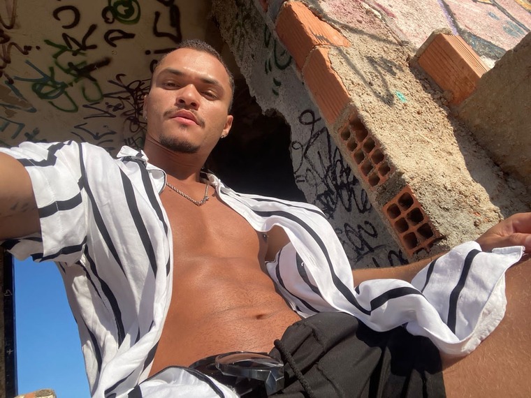 XNewtom🇧🇷 banner image