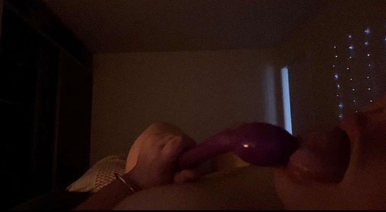 xxHotWifexx cover image