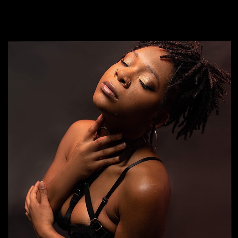 🔮Xani Mami✨ cover image