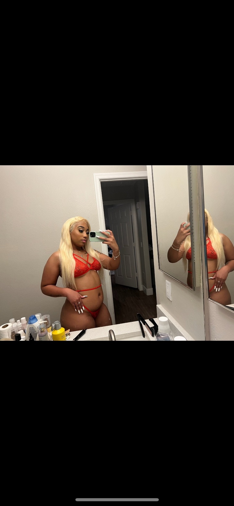 Lola cover image