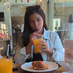 Yeli Santos avatar