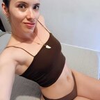 Yicely León | Latina avatar