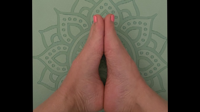 YogaFeet cover image