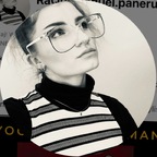 Yogasimplewoman avatar