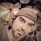 YongerLuver48 avatar