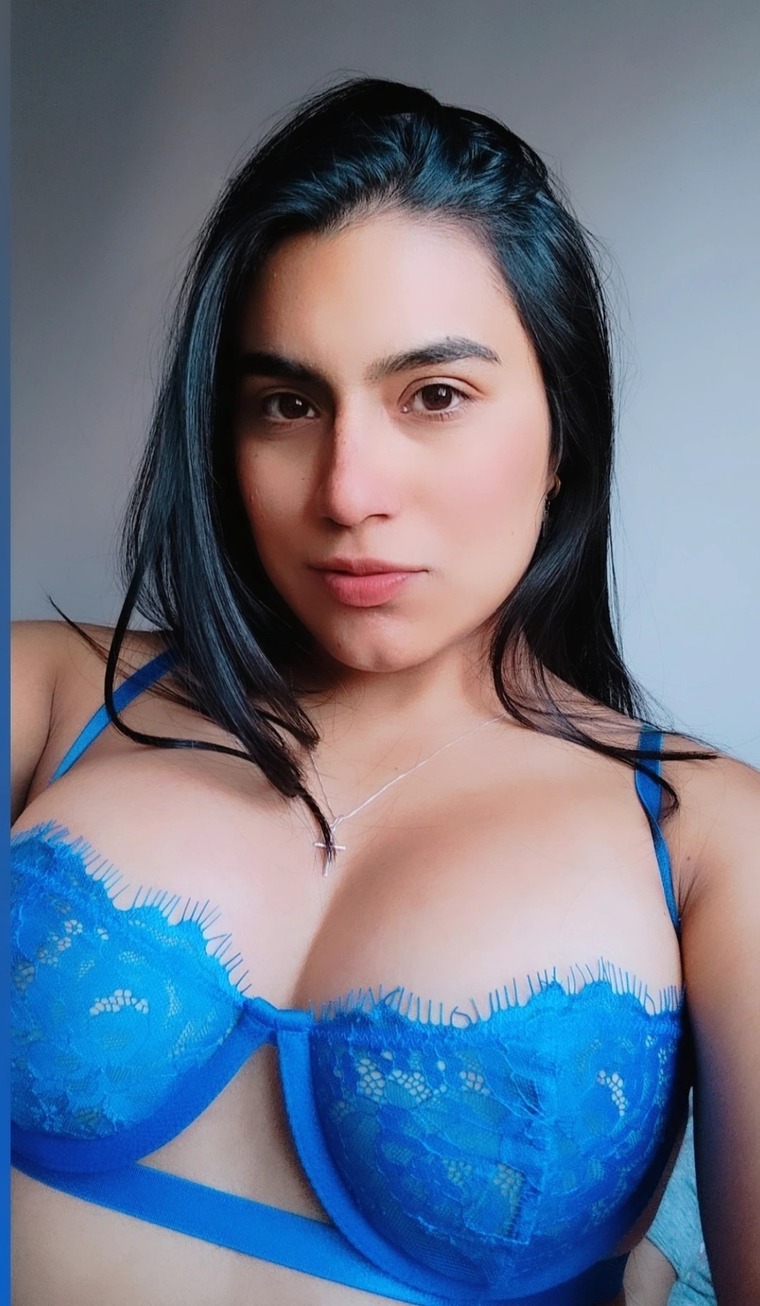 Yor🥵 cover image