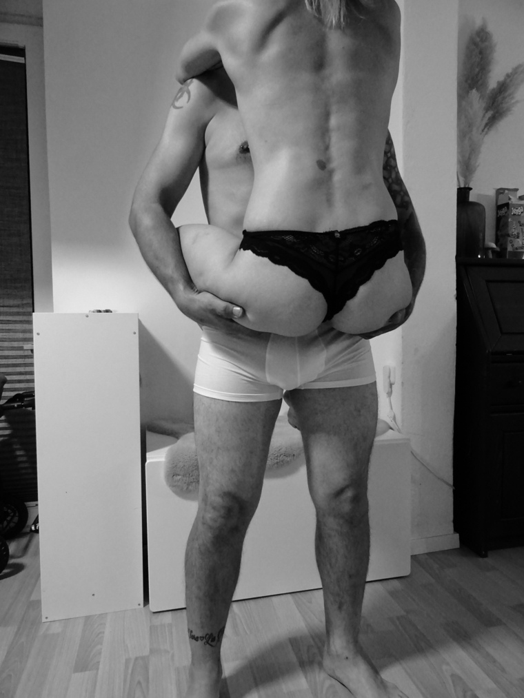 YoungCoupleVlbg cover image