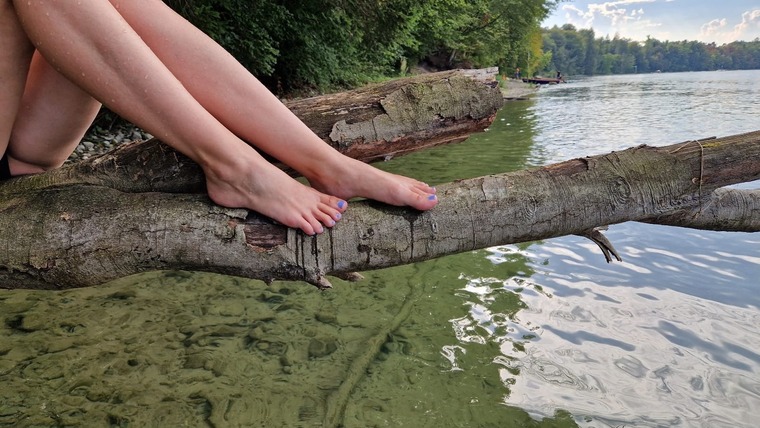 Only Feet Fans banner image