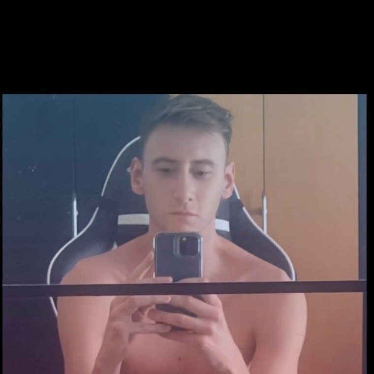 Youngloveoldgay banner image