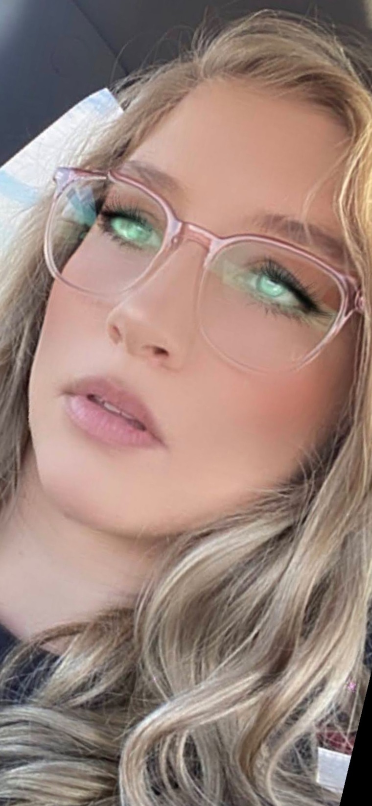 Your Nextdoor Neighbor 🏡 👱🏻♀️ cover image