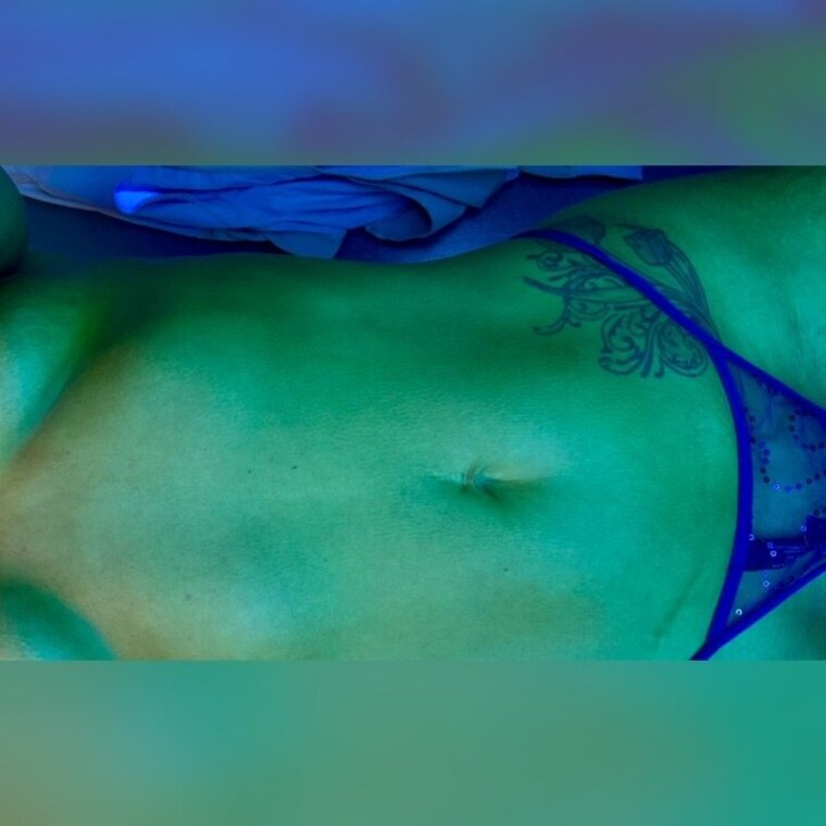 Wifenexxxtdoor cover image