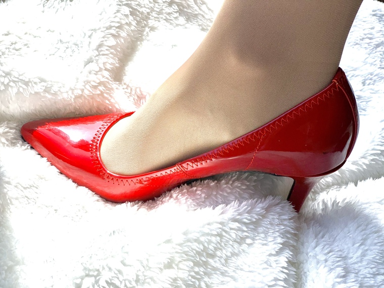 Foot goddess cover image