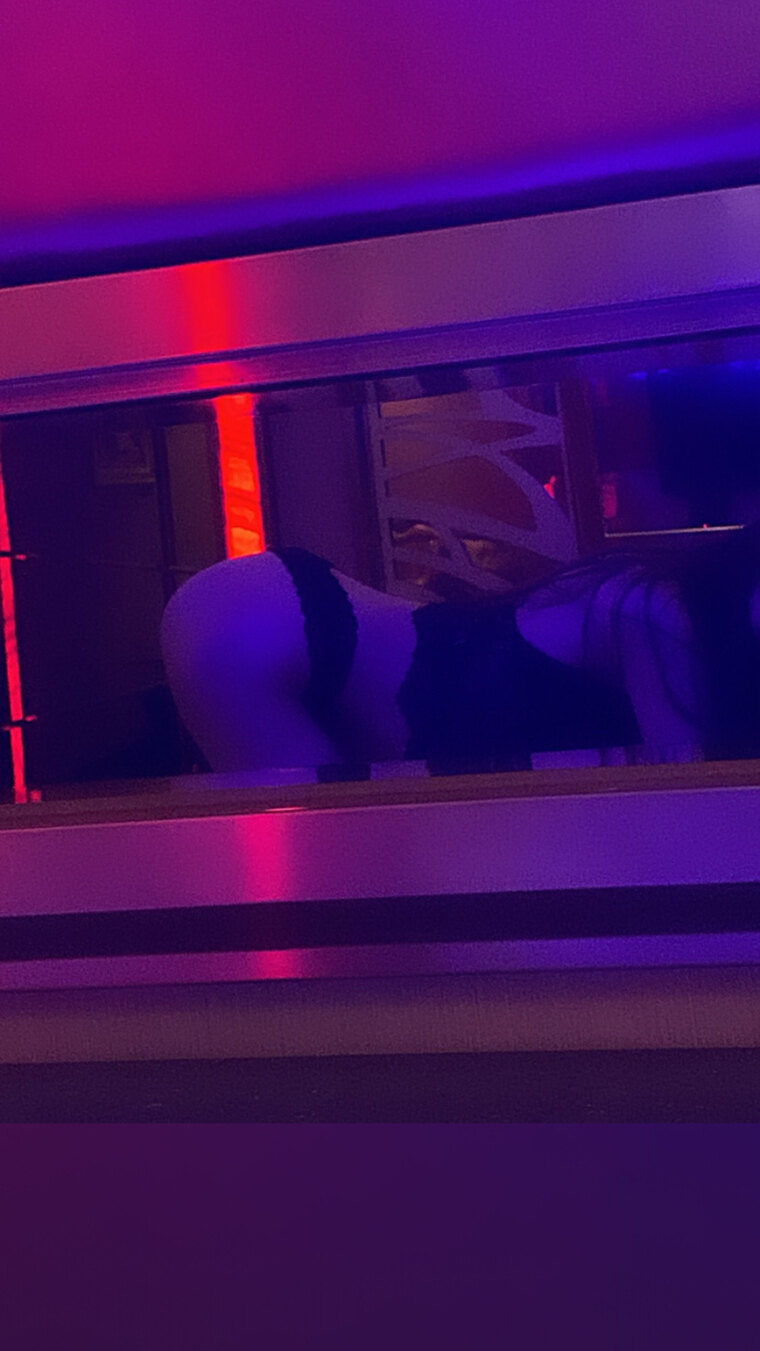 LunaXxx cover image