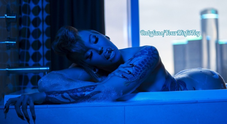 YourMisfitToy ⸸ cover image