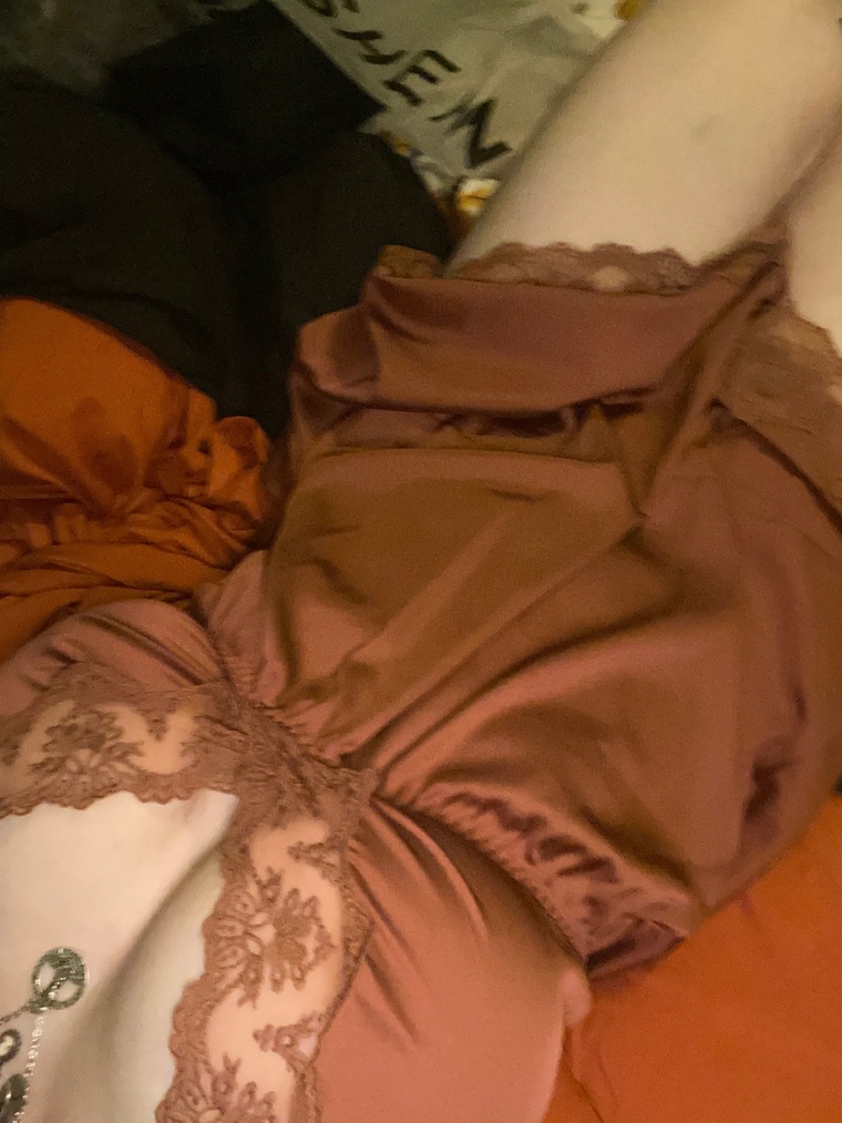 YourQueenBex cover image