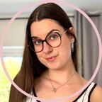 Yoursweetbrunette 🍑 avatar