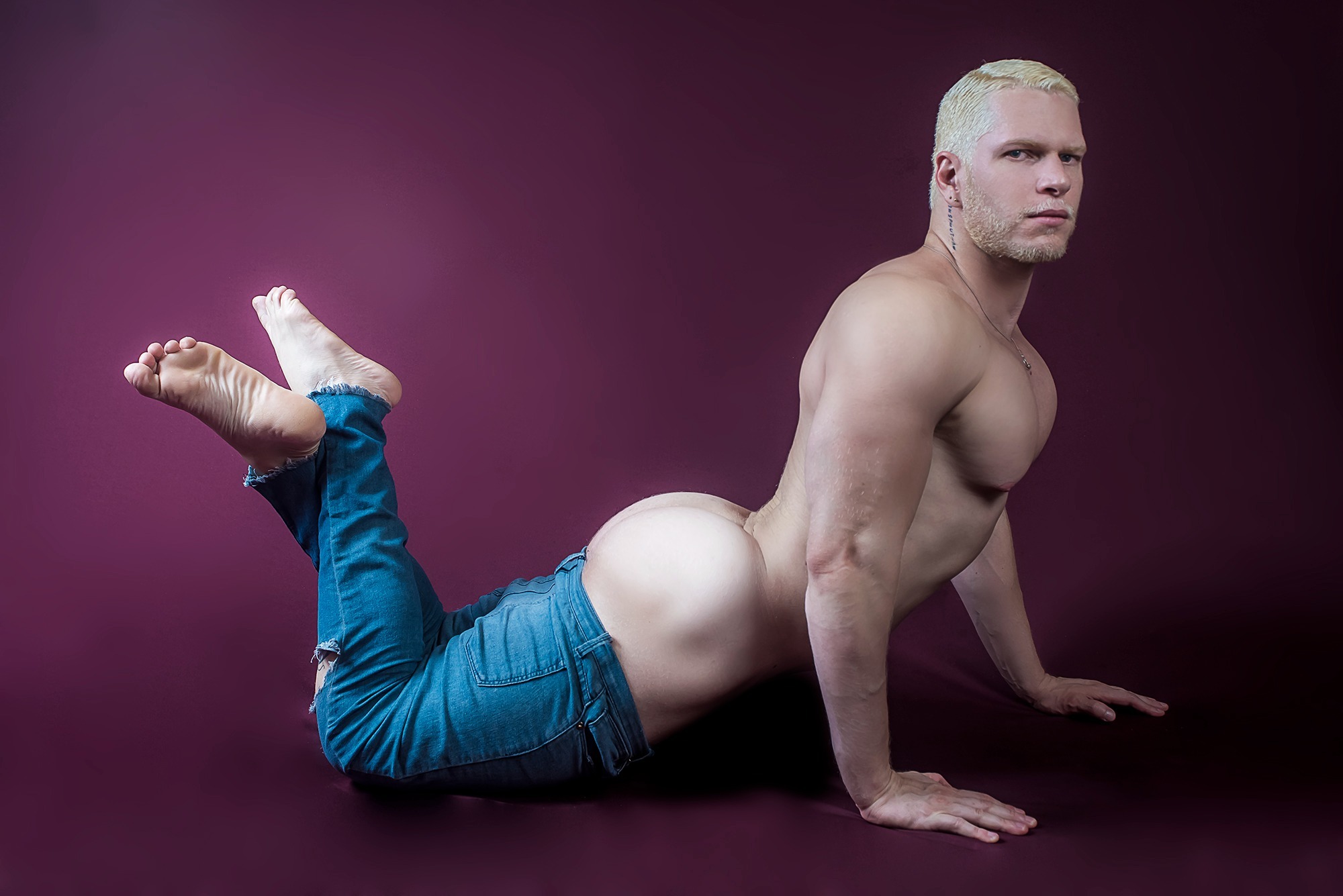 Yuri Leal banner image