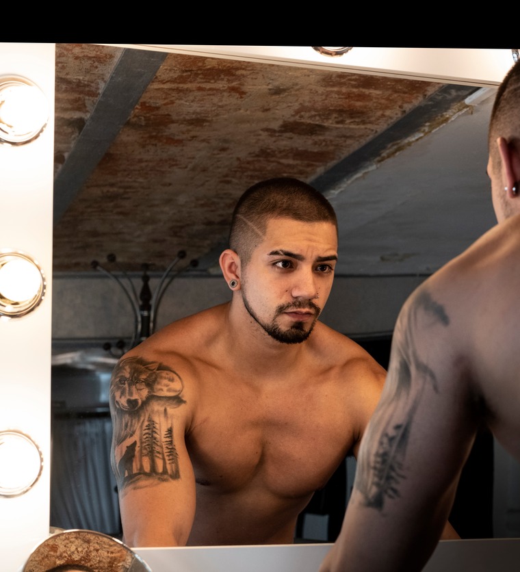 Alexis Ezequiel banner image