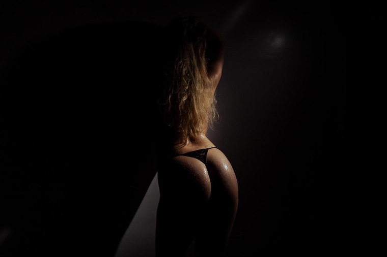 Zoe Taylor banner image