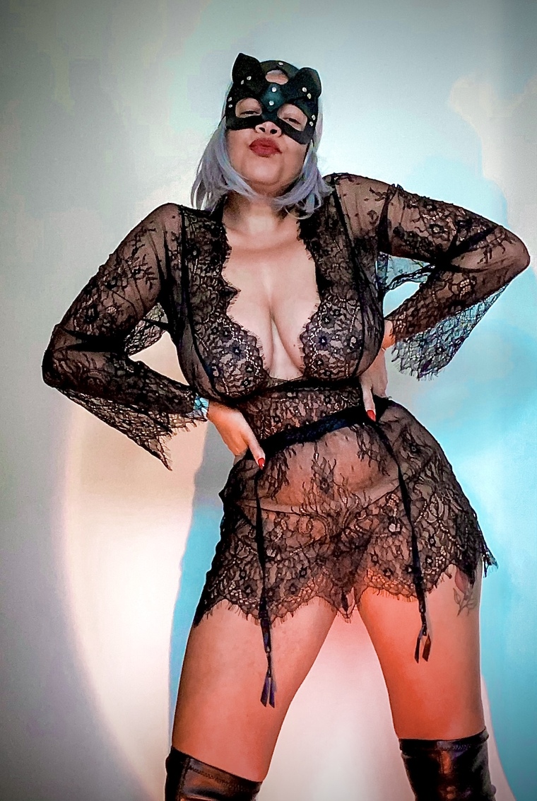 zoewhiterofficial cover image