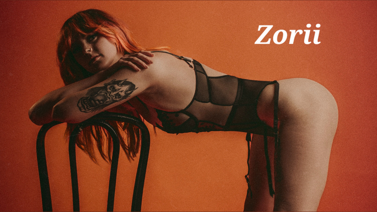 Zorii🌙 banner image
